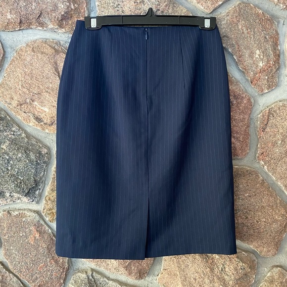 Navy Blue Jacob pinstriped pencil skirt. Made in Canada. - Picture 2 of 4